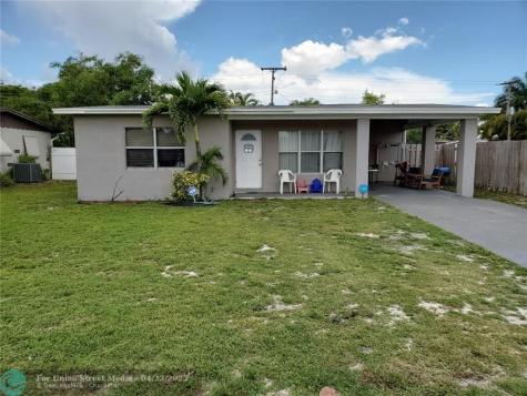 811 S Broadway Lantana FL 33462