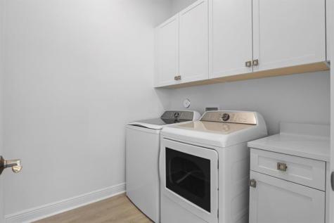 423 SE Via Sangro Port St Lucie FL 34952