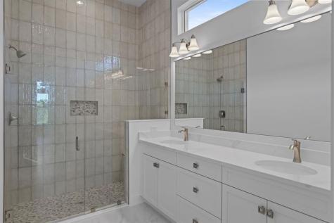 423 SE Via Sangro Port St Lucie FL 34952