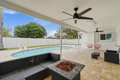 5507 W Park Road Hollywood FL 33021