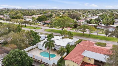 5507 W Park Road Hollywood FL 33021