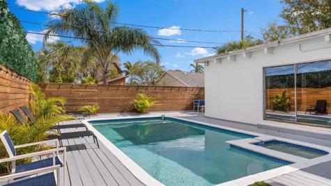 3070 NE 13th Avenue Oakland Park FL 33334