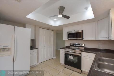 11451 NW 37th Street Sunrise FL 33323