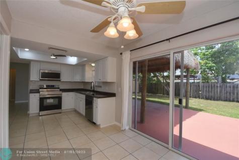 11451 NW 37th Street Sunrise FL 33323