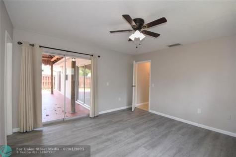 11451 NW 37th Street Sunrise FL 33323