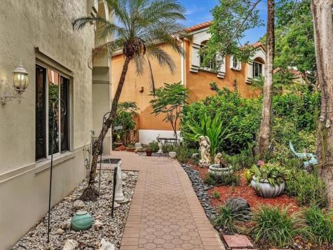 11240 Reveille Road Cooper City FL 33026
