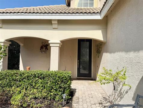 657 SW Munjack Cove Saint Lucie West FL 34986
