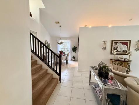 657 SW Munjack Cove Saint Lucie West FL 34986