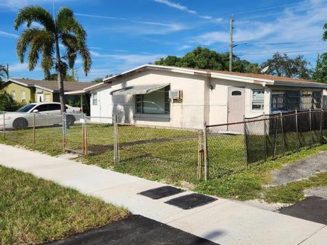 2931 NW 5th Court Fort Lauderdale FL 33311