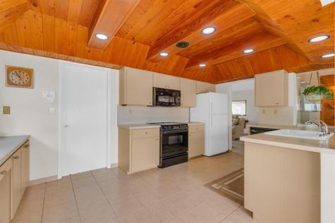1774 NW 39th Place Oakland Park FL 33309