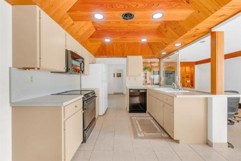 1774 NW 39th Place Oakland Park FL 33309