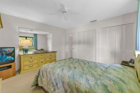 1774 NW 39th Place Oakland Park FL 33309
