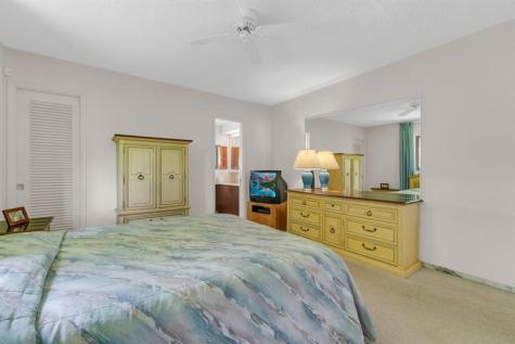 1774 NW 39th Place Oakland Park FL 33309