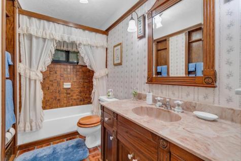 1774 NW 39th Place Oakland Park FL 33309