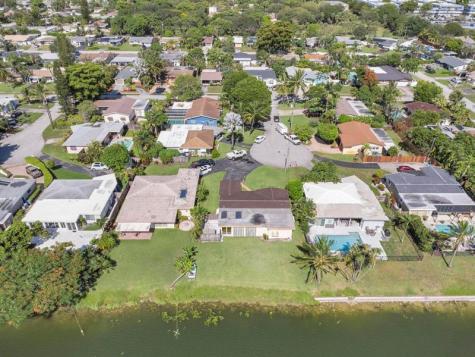 1774 NW 39th Place Oakland Park FL 33309