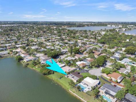 1774 NW 39th Place Oakland Park FL 33309
