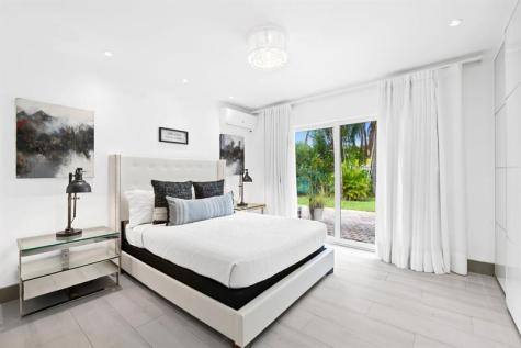 2711 Mayan Drive Fort Lauderdale FL 33316