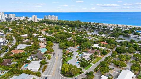 2711 Mayan Drive Fort Lauderdale FL 33316