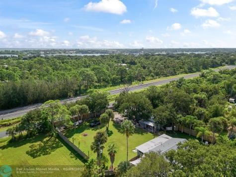 9633 Honeysuckle Other City - In The State Of Florida FL 32976