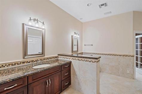 7480 150TH Court Palm Beach Gardens FL 33418