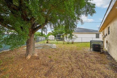 5618 Cinnamon Drive West Palm Beach FL 33415