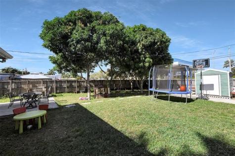 2535 Sherman Street Hollywood FL 33020