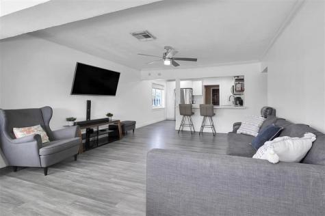 2535 Sherman Street Hollywood FL 33020