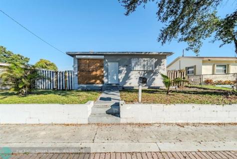 734 SW 4th Street Dania Beach FL 33004