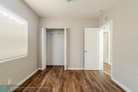 734 SW 4th Street Dania Beach FL 33004