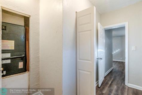 734 SW 4th Street Dania Beach FL 33004