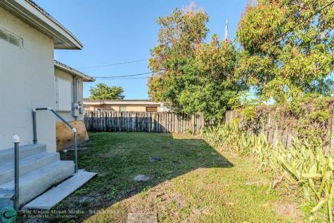 734 SW 4th Street Dania Beach FL 33004