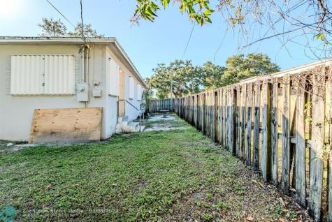 734 SW 4th Street Dania Beach FL 33004