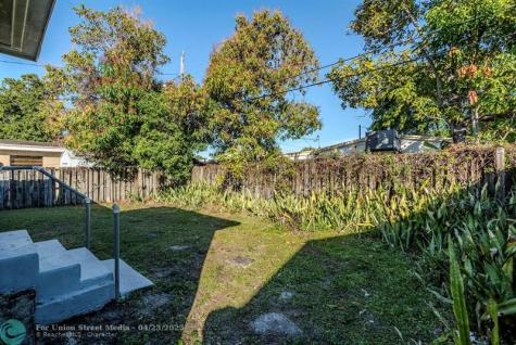 734 SW 4th Street Dania Beach FL 33004
