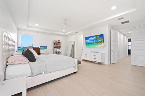 2001 Meadows Drive Davie FL 33324