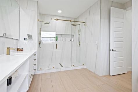 2001 Meadows Drive Davie FL 33324