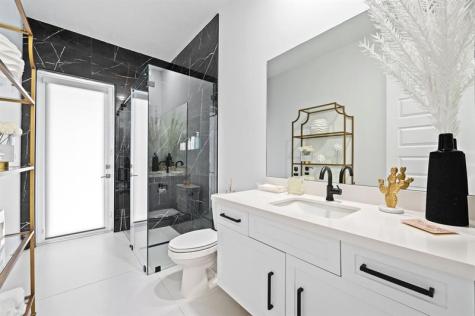 2001 Meadows Drive Davie FL 33324