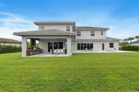 2001 Meadows Drive Davie FL 33324