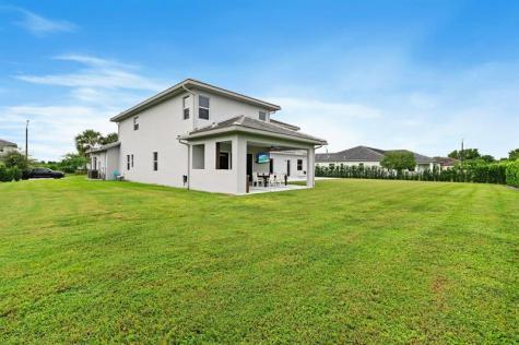 2001 Meadows Drive Davie FL 33324