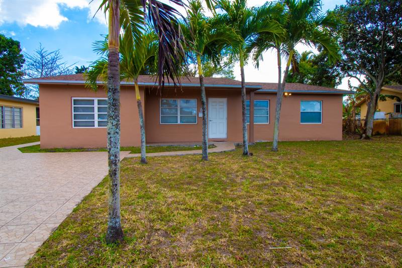 6860 Broadmoor North Lauderdale FL 33068