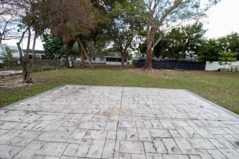 6860 Broadmoor North Lauderdale FL 33068