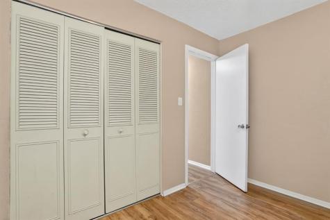 9806 NW 71st Street Tamarac FL 33321
