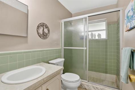 9806 NW 71st Street Tamarac FL 33321