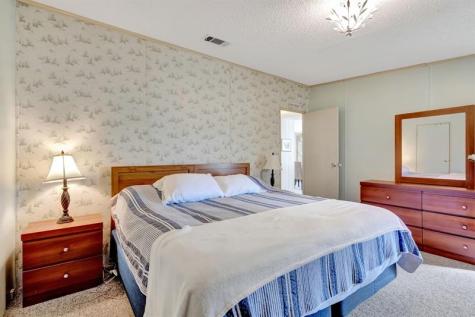 31 La Puerta Del Norte Fort Pierce FL 34951