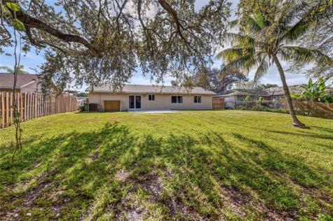 12541 SW 10th Court Davie FL 33325