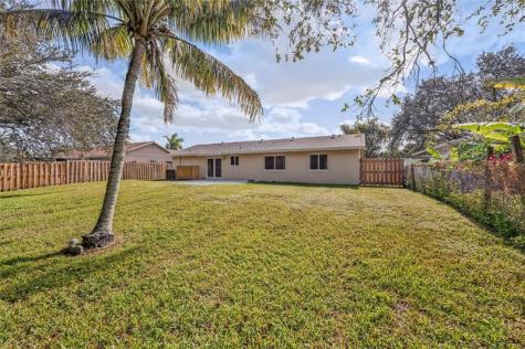 12541 SW 10th Court Davie FL 33325