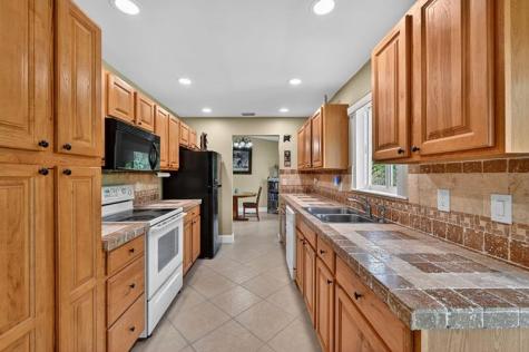 12541 SW 10th Court Davie FL 33325