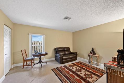 12541 SW 10th Court Davie FL 33325