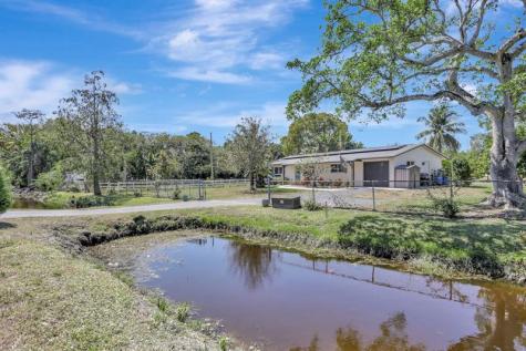 7999 NW 82nd Terrace Parkland FL 33067