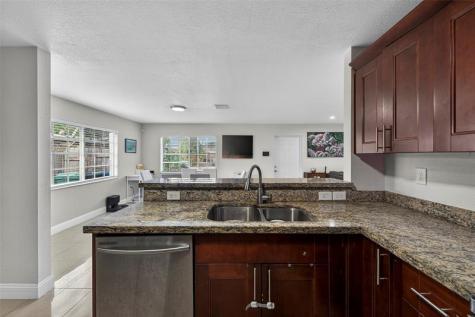 348 NW 40th Court Oakland Park FL 33309