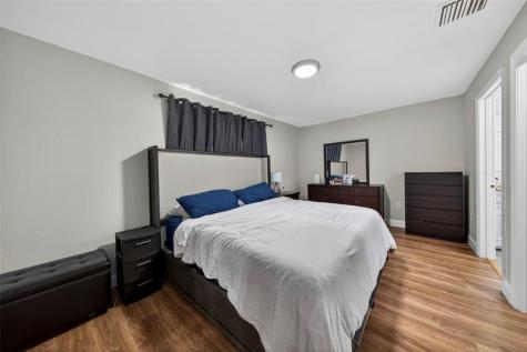 348 NW 40th Court Oakland Park FL 33309